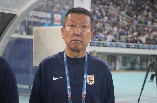 啊轻点灬大ji巴太粗太长1v1